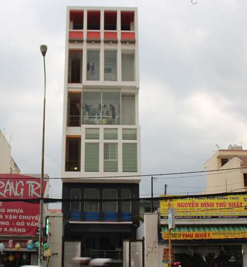 Ph&aacute;t hiện thi thể kh&ocirc;ng đầu, kh&ocirc;ng tay ch&acirc;n trong nh&agrave; trọ