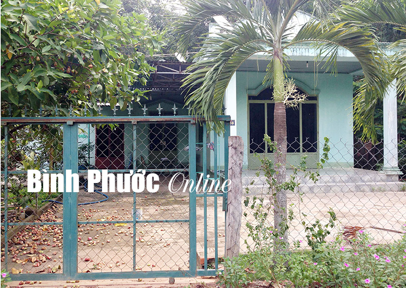 Ph&oacute; ch&aacute;nh văn ph&ograve;ng UBND huyện Hớn Quản đ&ocirc;̣t ng&ocirc;̣t &ldquo;m&acirc;́t tích&rdquo;?