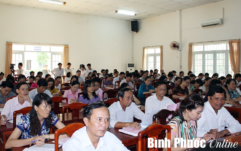 123 học vi&ecirc;n dự lớp bồi dưỡng nghiệp vụ c&ocirc;ng t&aacute;c đảng