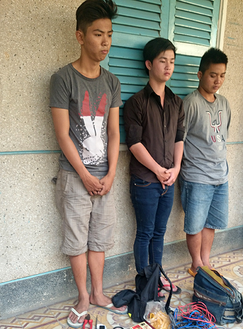 Trộm chó làm chết ba người: 3 con chó bán 960.000 đồng