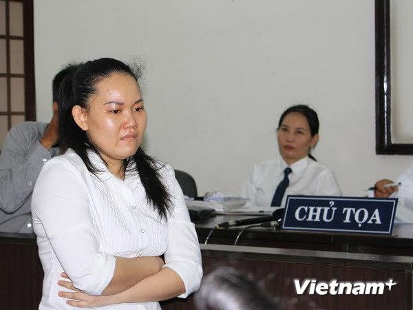 Tuy&ecirc;n phạt 18 năm t&ugrave; với bảo mẫu bạo h&agrave;nh khiến trẻ tử vong