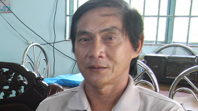 Con ăn trộm, cha bắt giao c&ocirc;ng an