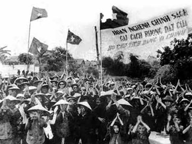 Lần đầu trưng b&agrave;y quy m&ocirc; lớn về "Cải c&aacute;ch ruộng đất 1946-1957"