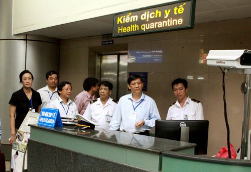 Thành lập đội y tế khẩn nguy ứng phó với dịch Ebola