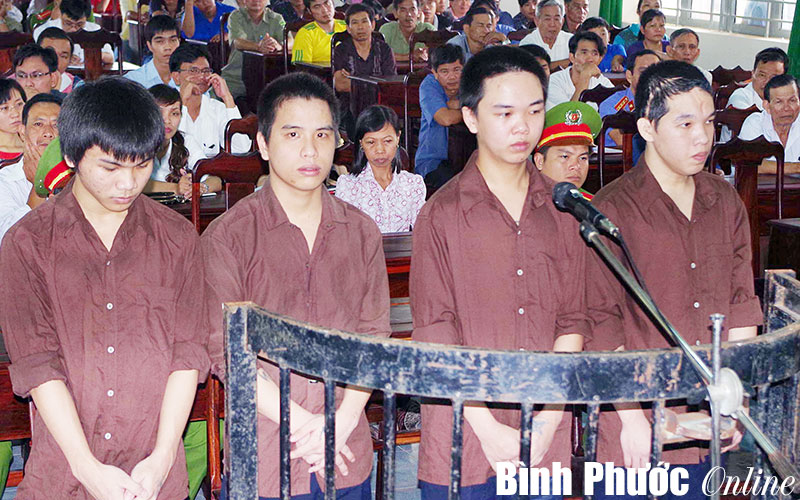 Cướp t&agrave;i sản lĩnh 26 năm t&ugrave;