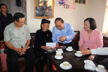 Quy định về tặng qu&agrave; nh&acirc;n dịp kỷ niệm 67 năm ng&agrave;y Thương binh Liệt sĩ 