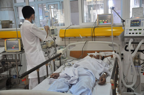 Nạn nhân thứ 8 ngạt khí trong quán karaoke tử vong