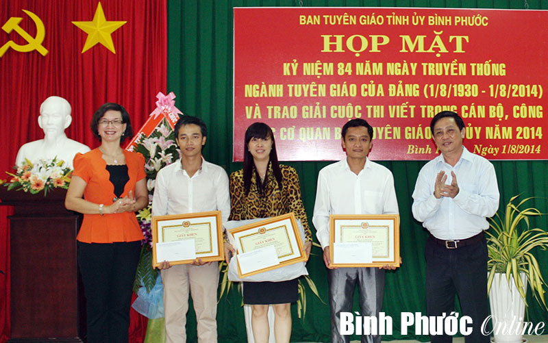 Ban Tuy&ecirc;n gi&aacute;o tỉnh ủy tổ chức cuộc thi Ti&ecirc;u chuẩn viết