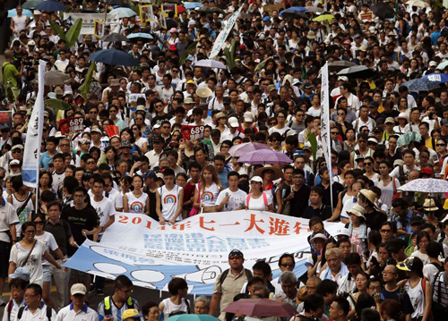 Căng thẳng dâng cao ở Hồng Kông