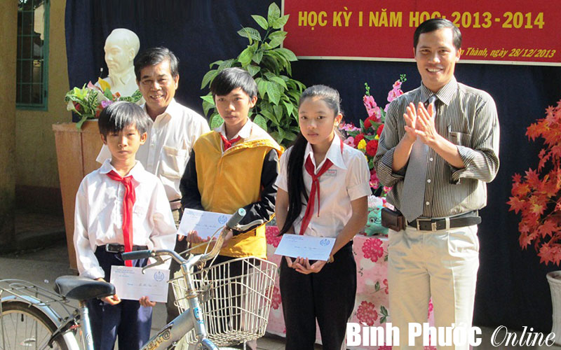 BÙ ĐỐP: Học sinh bỏ học còn cao