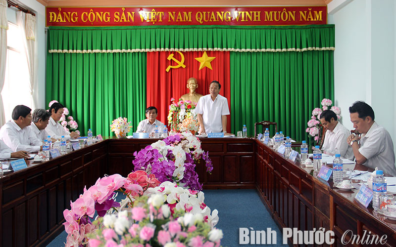 B&ugrave; Đốp phấn đấu thu ng&acirc;n s&aacute;ch đạt 100%