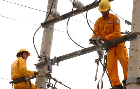 Hớn Quản tiết kiệm gần 8.000kWh điện