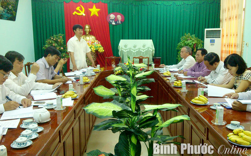 Đo&agrave;n kiểm tra của Ban D&acirc;n vận Trung ương l&agrave;m việc tại Đồng Xo&agrave;i