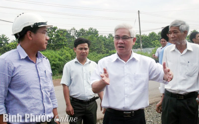 Trong tháng 9 phải bàn giao mặt bằng tuyến đường Hồ Chí Minh đoạn Đồng Xoài - Chơn Thành