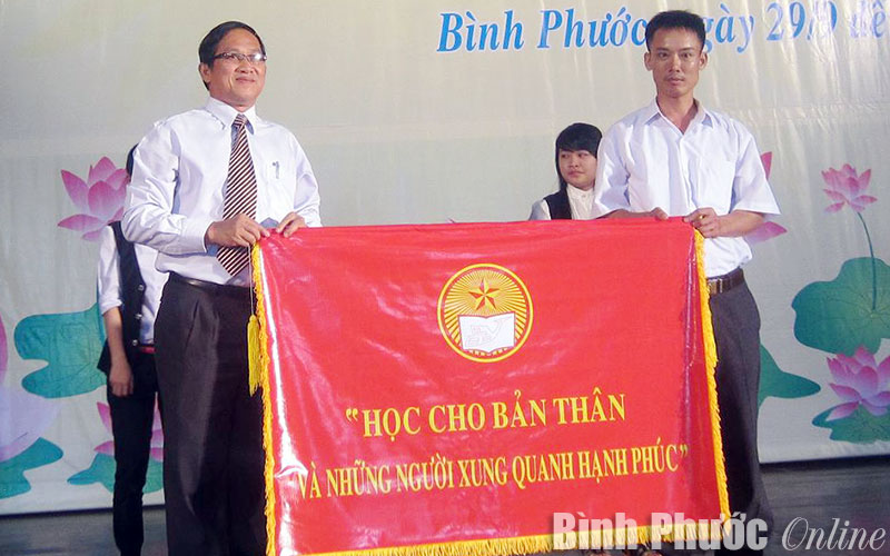 Phát động “Tuần lễ hưởng ứng học tập suốt đời” năm 2014