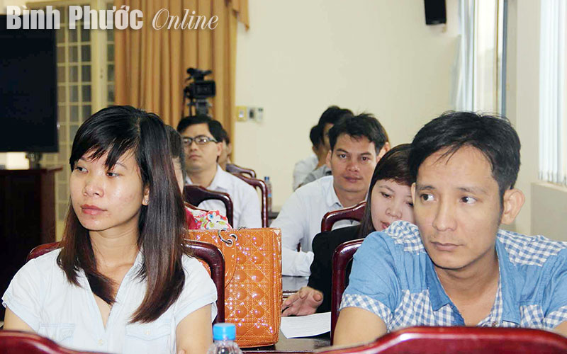 40 phóng vi&ecirc;n, nh&acirc;n vi&ecirc;n học nghiệp vụ tuy&ecirc;n truyền ph&aacute;p luật