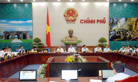 Ch&iacute;nh phủ thảo luận 5 dự &aacute;n luật