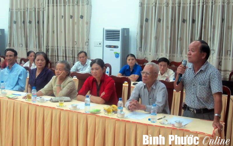 Thị ủy Đồng Xo&agrave;i: Họp mặt c&aacute;n bộ l&atilde;nh đạo chủ chốt đ&atilde; nghỉ hưu