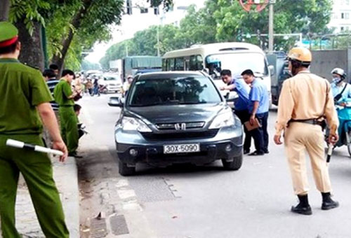  "Đ&acirc;y l&agrave; chuyện đ&aacute;ng xấu hổ" 