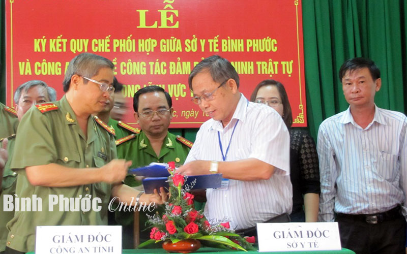 K&yacute; kết phối hợp đảm bảo an ninh trật tự trong lĩnh vực y tế