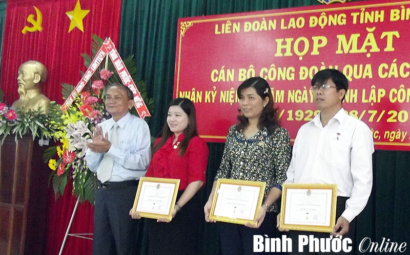 C&ocirc;ng đo&agrave;n - điểm tựa vững chắc của người lao động