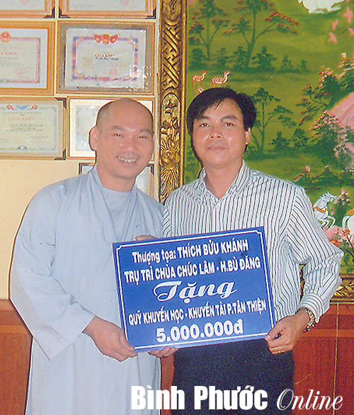 Người c&aacute;n bộ gương mẫu