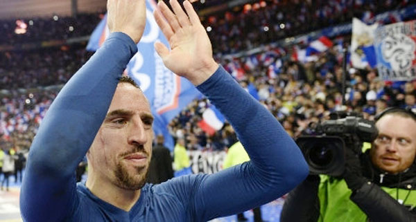 Platini: Ribery sẽ bị trừng phạt nếu từ chối tuyển Pháp