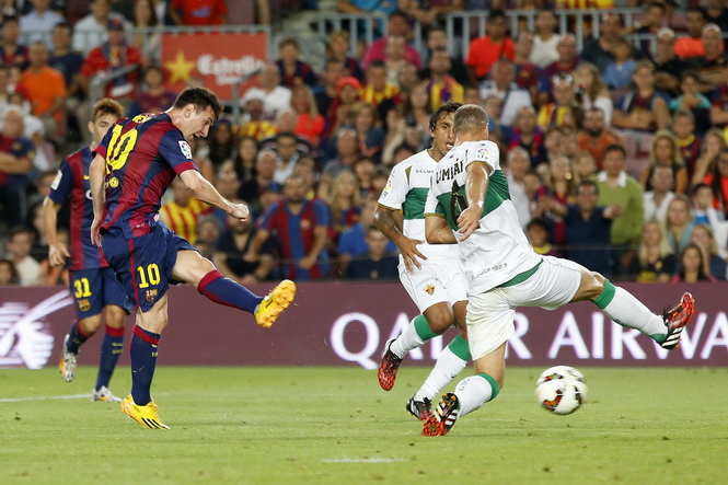 Messi lập cú đúp, Barcelona ra quân thắng lợi ở La Liga