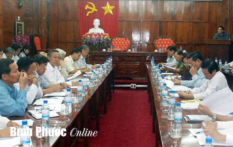 Tập trung xây dựng kế hoạch phát triển kinh tế - xã hội năm 2015