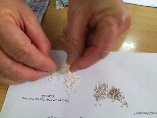 Dán 12 con tem vẫn sợ hàng giả