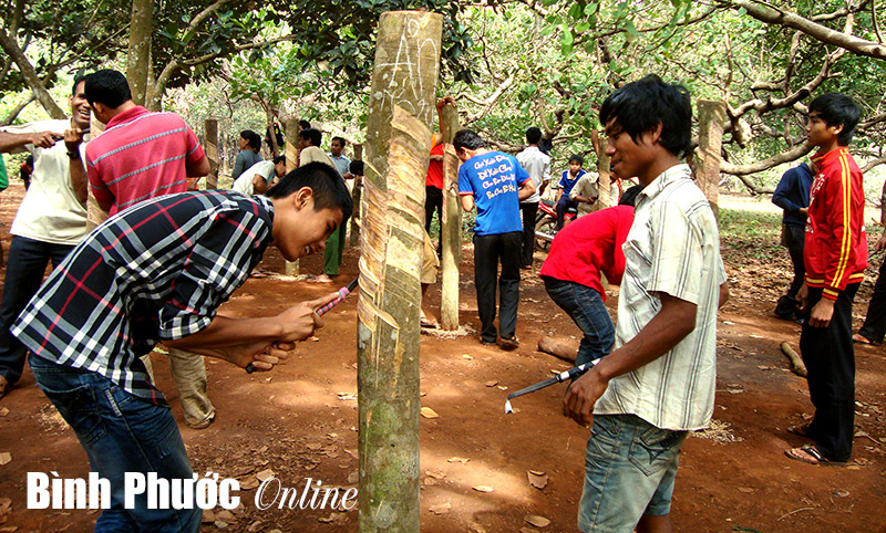 Thay đổi nhận thức để xóa nghèo bền vững vùng đồng bào DTTS