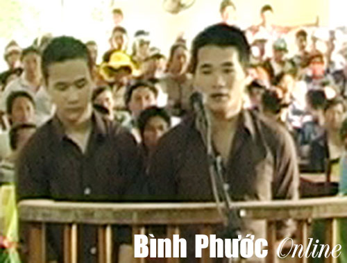 4 th&aacute;ng nhận 3 bản &aacute;n t&ugrave; giam v&igrave; trộm cắp v&agrave; cướp giật