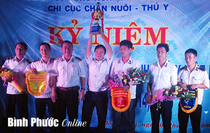 Hội thao kỷ niệm 64 năm ngày truyền thống ngành thú y