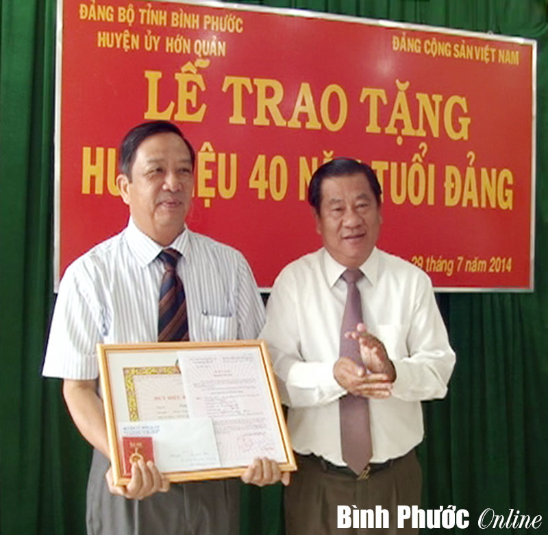 Hội nghị lần thứ 21 Ban chấp h&agrave;nh Đảng bộ huyện Hớn Quản: Tập trung chỉ đạo tăng thu ng&acirc;n s&aacute;ch