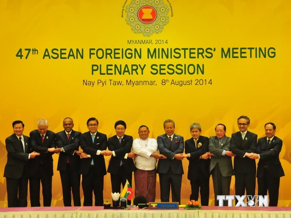 Việt Nam đ&oacute;ng g&oacute;p t&iacute;ch cực tăng cường đo&agrave;n kết của ASEAN