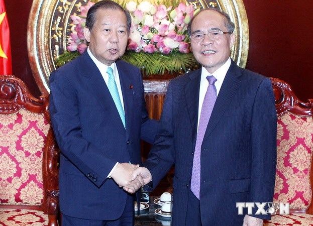 Chủ tịch Quốc hội Nguyễn Sinh H&ugrave;ng tiếp Đo&agrave;n Nghị sỹ Nhật Bản