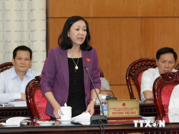 H&igrave;nh th&agrave;nh m&ocirc;i trường l&agrave;m việc an to&agrave;n cho người lao động