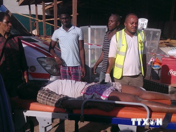 Vụ sập nhà ở Nigeria: Tìm thấy 44 thi thể, 130 người được cứu