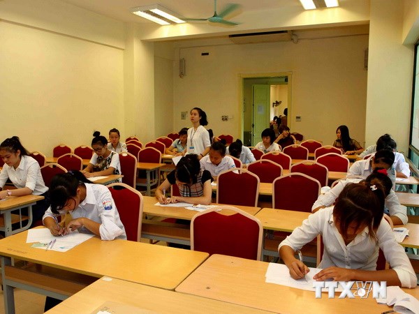 Bộ GD-ĐT đề nghị công an phối hợp xác minh việc "chạy điểm vào đại học"
