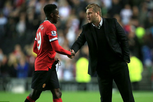 HLV đội hạng Ba thấy sốc và kỳ quặc khi đại thắng Man Utd