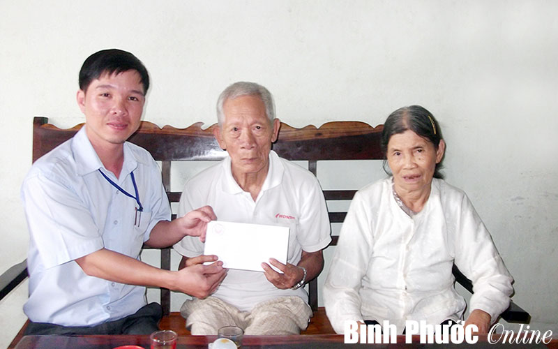 X&atilde; hội h&oacute;a gi&uacute;p người c&oacute; c&ocirc;ng