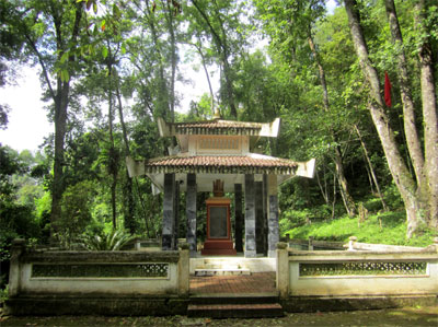 B&agrave;i 2: C&aacute;c đội vi&ecirc;n đầu ti&ecirc;n của Đội Việt Nam tuy&ecirc;n truyền giải ph&oacute;ng qu&acirc;n