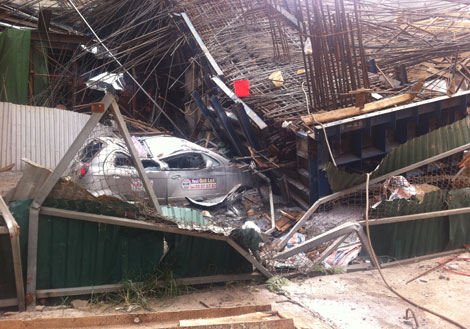 Sập giàn giáo thi công đường sắt đô thị: Chạy tiến độ?