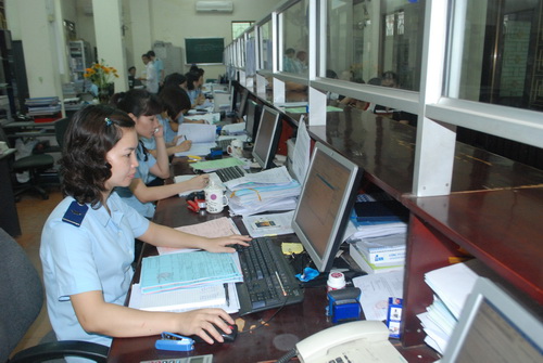 C&aacute;n bộ hải quan thực hiện &ldquo;3 kh&ocirc;ng&rdquo;