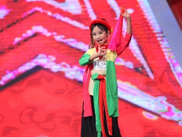 Vietnam's Got Talent: Bộ tứ ghế nóng bị "hạ gục" bởi "Cô Thị Mầu" nhí