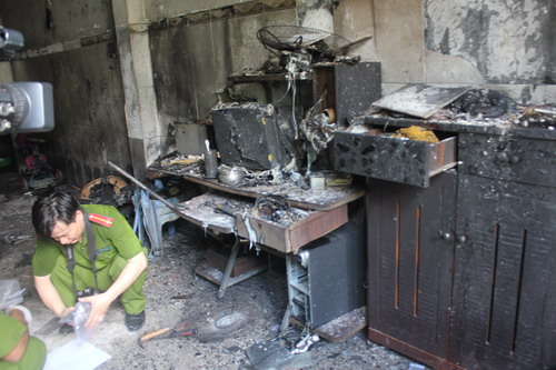 Thành phố Hồ Chí Minh: Cháy nhà trọ, 5 người bị bỏng nặng