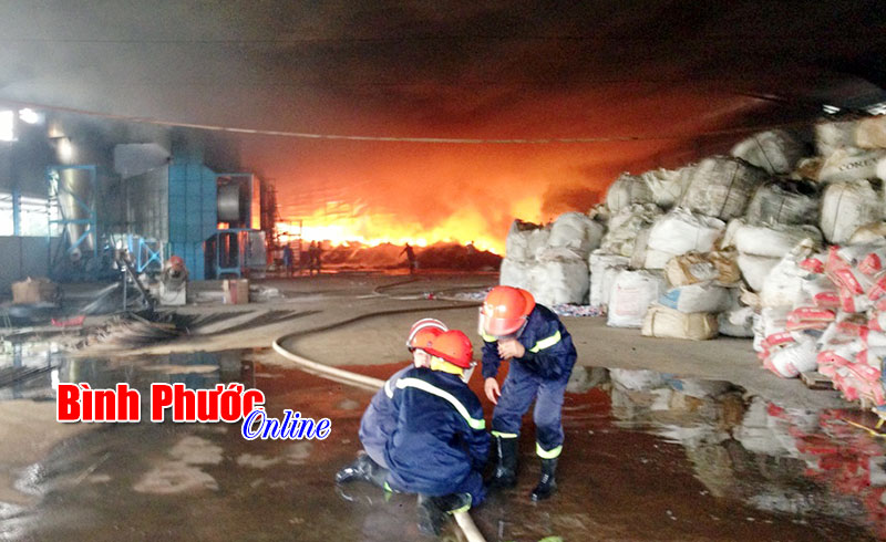 Cháy Nhà máy xử lý chất thải Công ty Môi trường Bình Phước Xanh