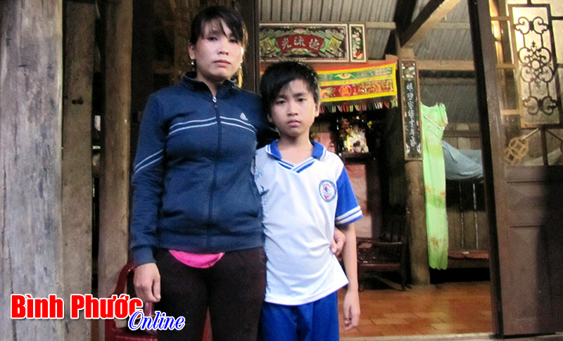 Chồng chết, vợ 8 năm g&otilde; cửa chờ thi h&agrave;nh &aacute;n