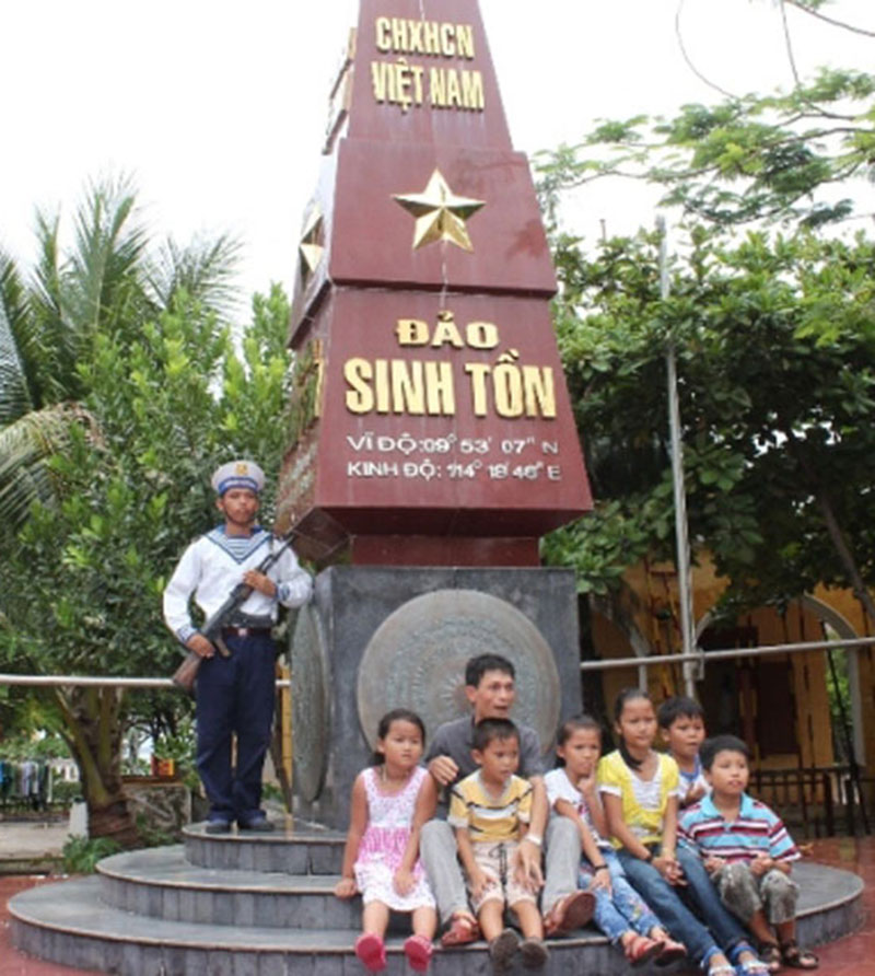 Đảo Sinh Tồn - Bức thành đồng ở Trường Sa