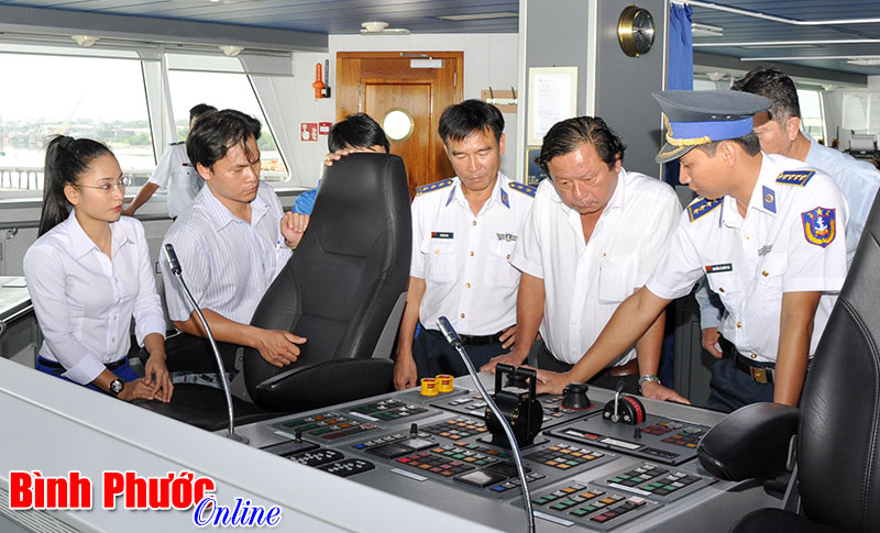 Đài PT-TH Bình Phước và BTL Vùng cảnh sát biển 3 ký kết phối hợp